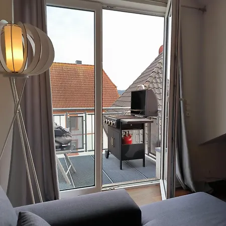2br Fully Furnished Apartment, 4min To Rab Apartamento *